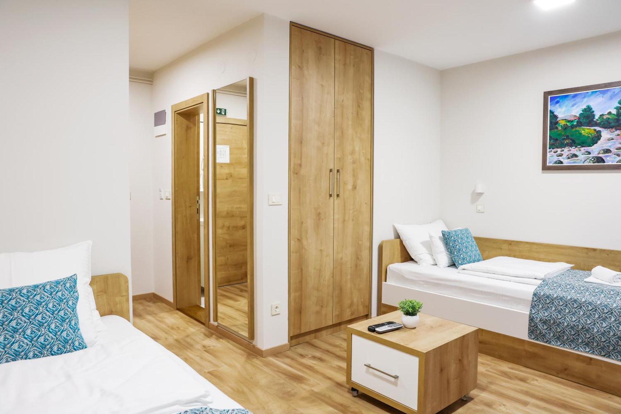 Grand Park Rooms & Apartments ชาชาค ภายนอก รูปภาพ