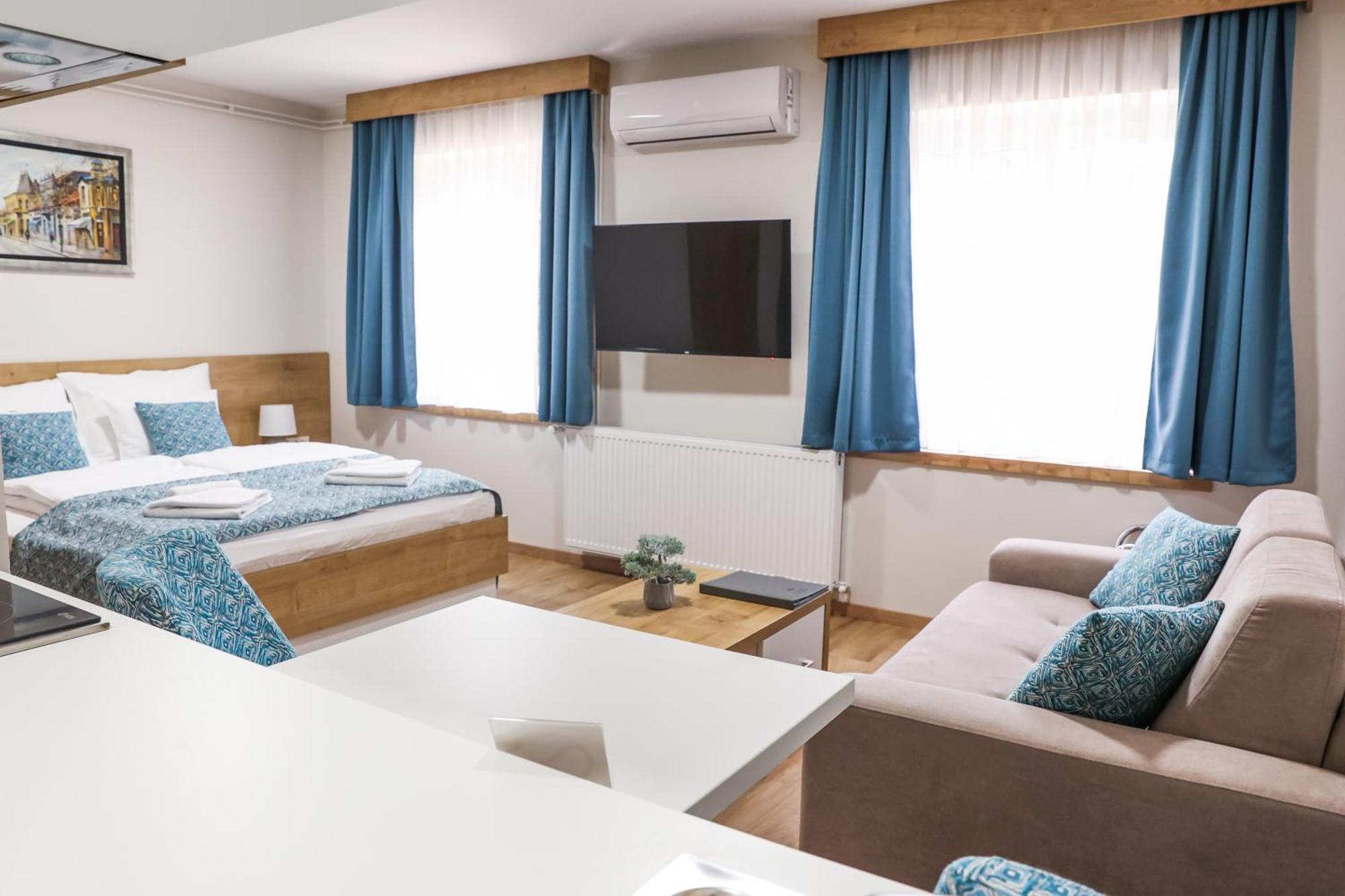 Grand Park Rooms & Apartments ชาชาค ภายนอก รูปภาพ
